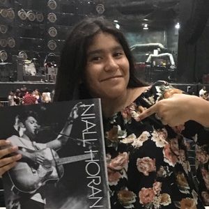 Meet your Posher, Veronica